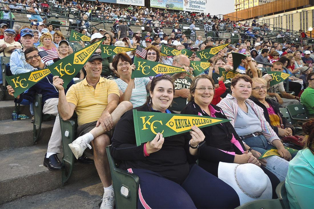 Alumni fans at a game